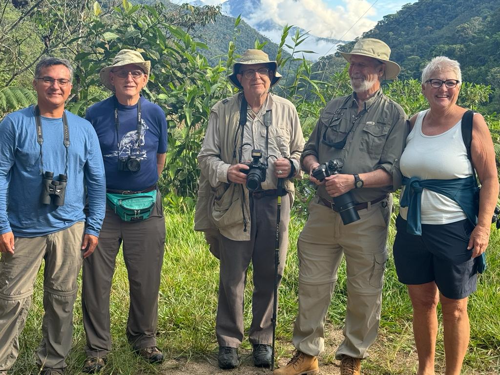 https://ecuadorbirdstour.com/